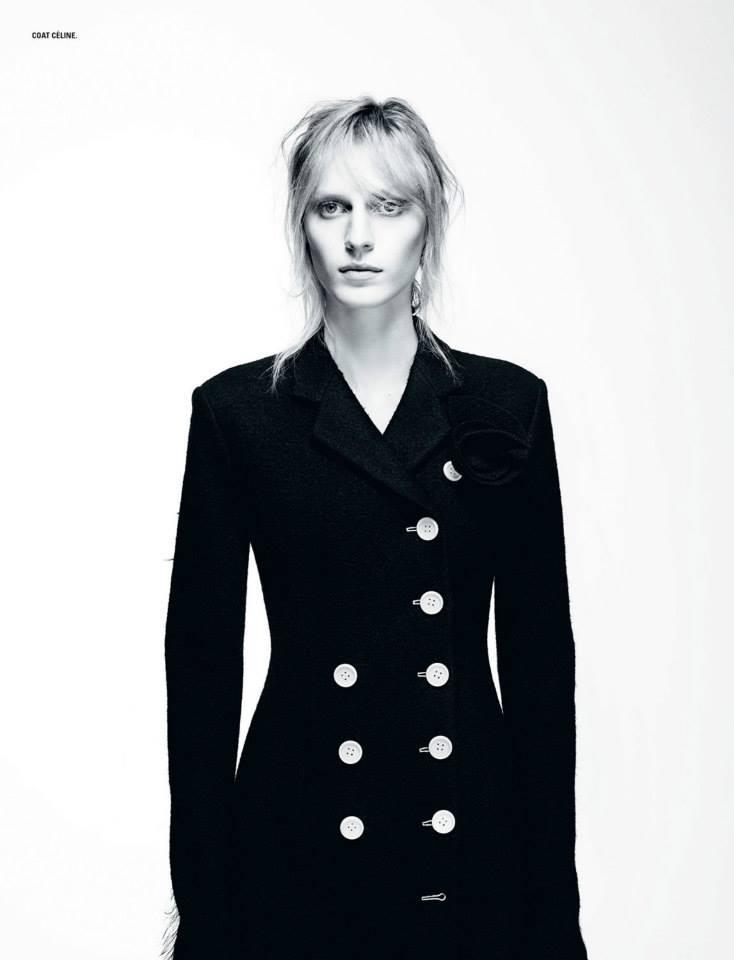 Julia Nobis - Models - Lizbell Agency